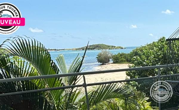 DUPLEX AVEC SPLENDIDE VUE SUR L'ÎLET PINEL 239 000 €