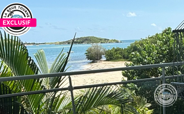 DUPLEX AVEC SPLENDIDE VUE SUR L'ÎLET PINEL 245 000 €